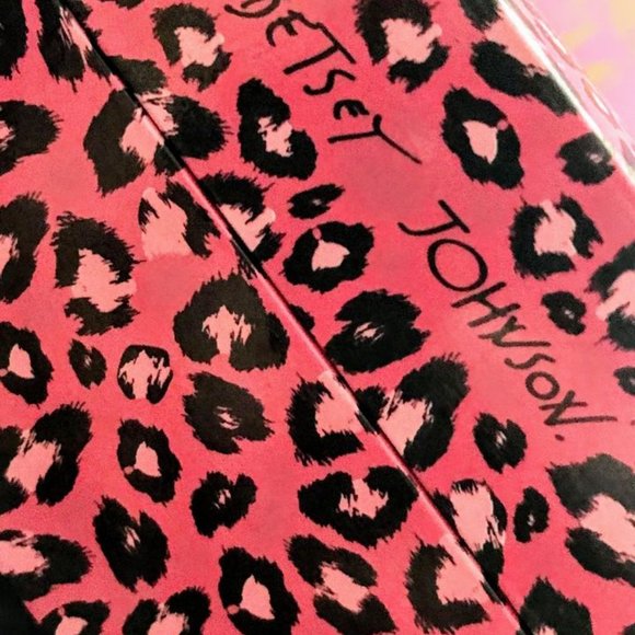 N.I.B. Betsey Johnson #BLING Anchor - Picture 3 of 3